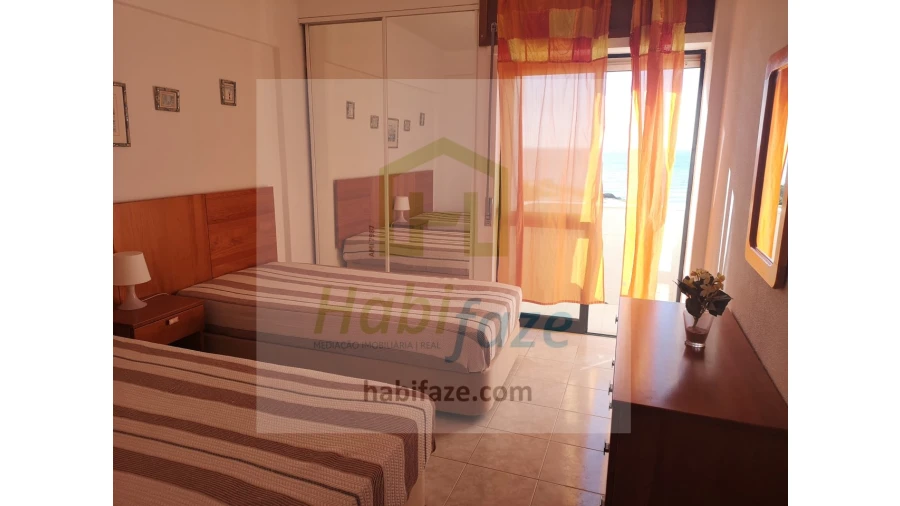 Apartamento T1 para Venda em Armação de Pera Foto 12
