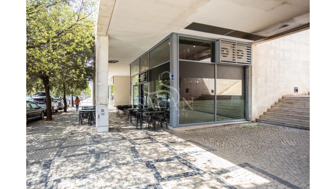 Negócio para Venda em Parque das Nações Foto 23
