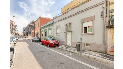 Moradia T7 para Venda em Matosinhos e Leça da Palmeira