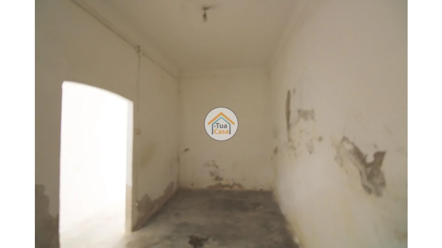 Moradia T2 para Venda em Redondo Foto 6