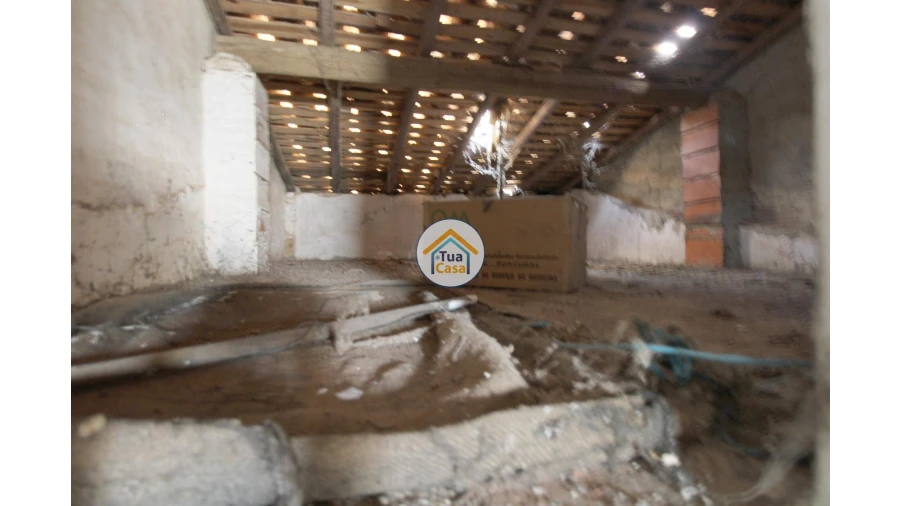 Moradia T2 para Venda em Redondo Foto 11