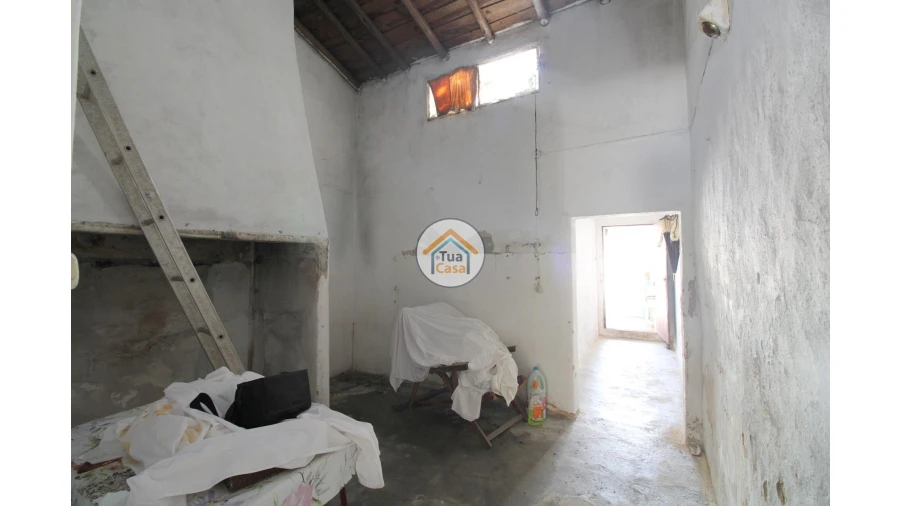 Moradia T2 para Venda em Redondo Foto 9