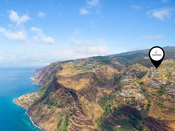 Moradia T4 para Venda em Estreito da Calheta
