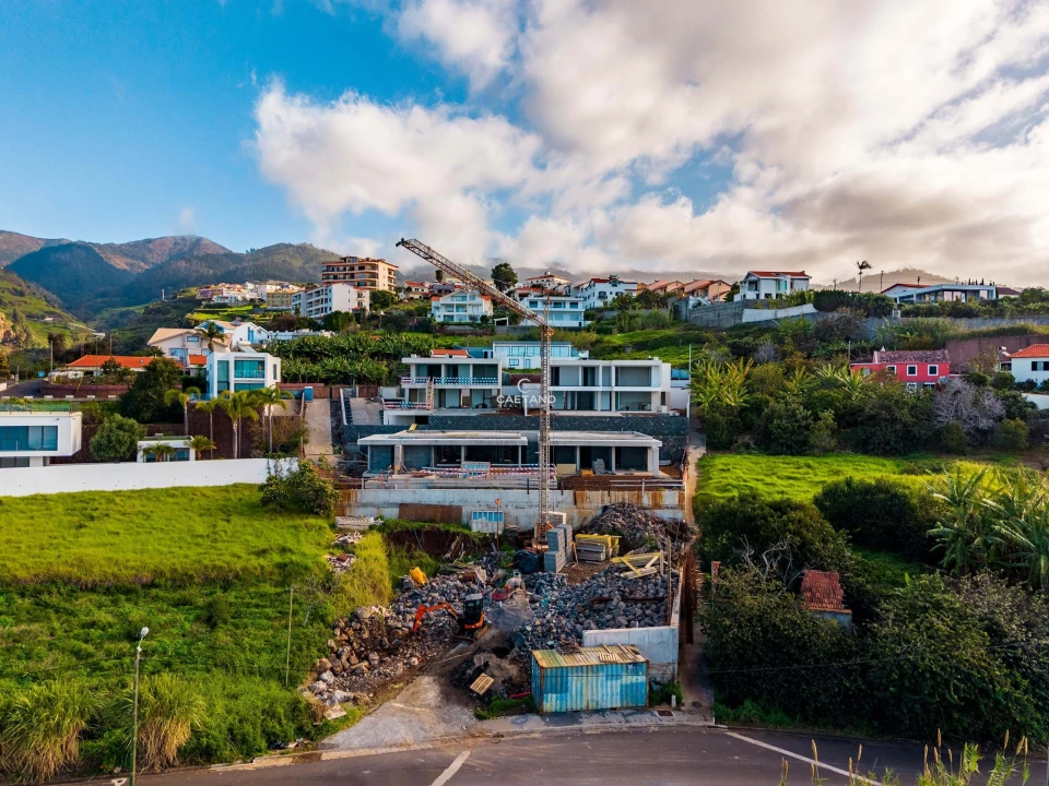 Moradia T3 para Venda em Calheta Foto 12