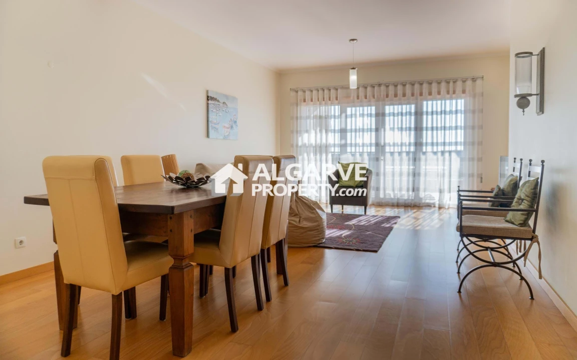 Apartamento T2 para Venda em Quarteira Foto 14