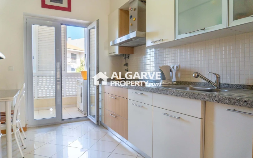 Apartamento T2 para Venda em Quarteira Foto 17
