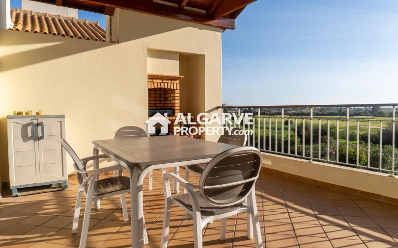 Apartamento T2 para Venda em Quarteira Foto 20