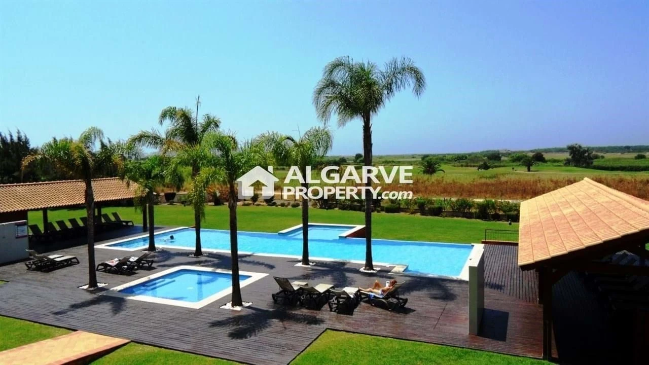 Apartamento T2 para Venda em Quarteira Foto 1