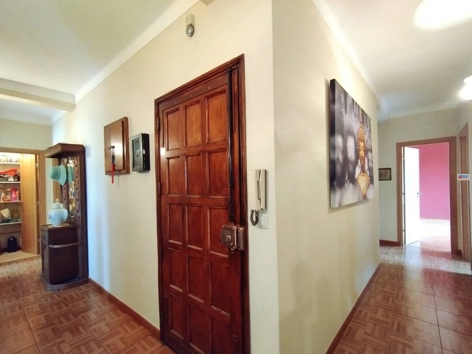 Prédio para Venda em Tortosendo Foto 5