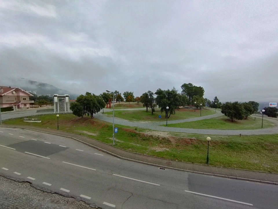 Prédio para Venda em Tortosendo Foto 13