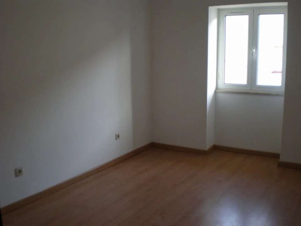 Prédio para Venda em Tortosendo Foto 34