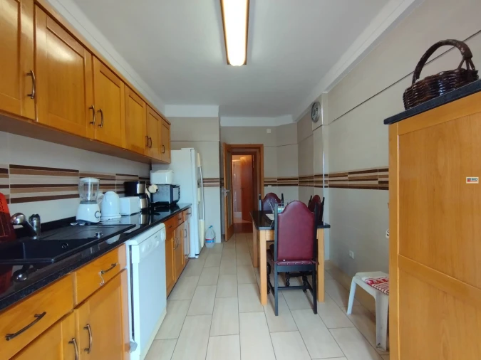 Prédio para Venda em Tortosendo Foto 4