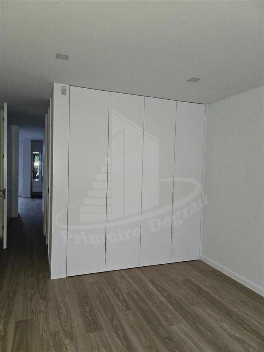 Moradia T3 para Venda em Santa Lucrécia de Algeriz e Navarra Foto 22