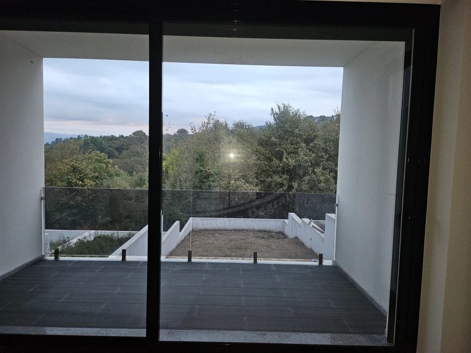 Moradia T3 para Venda em Santa Lucrécia de Algeriz e Navarra Foto 20