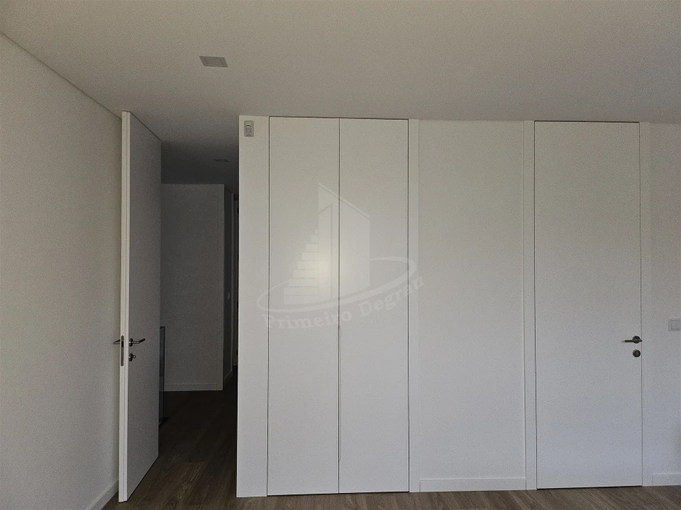 Moradia T3 para Venda em Santa Lucrécia de Algeriz e Navarra Foto 28