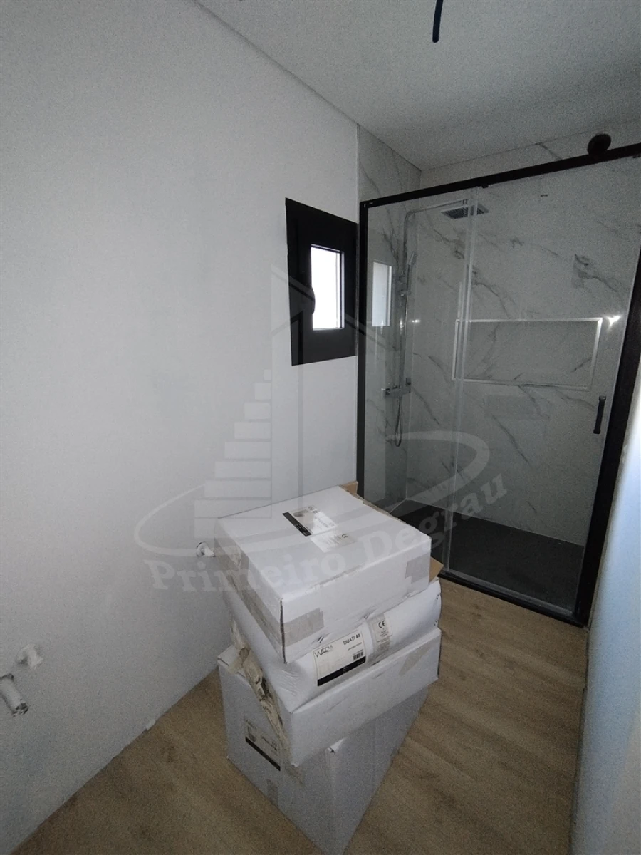 Apartamento T4 para Venda em São Vicente (Braga) Foto 19
