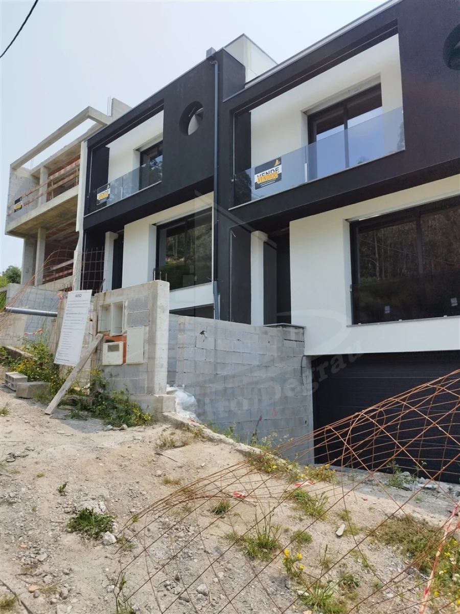 Moradia T3 para Venda em Morreira e Trandeiras Foto 27