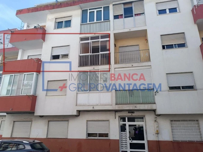Apartamento T3 para Venda em Amora Foto 2