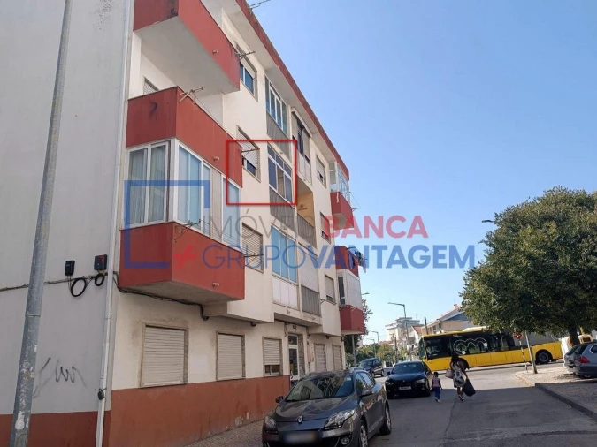 Apartamento T3 para Venda em Amora Foto 25