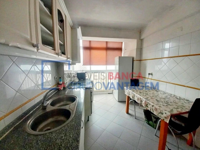 Apartamento T3 para Venda em Amora Foto 5