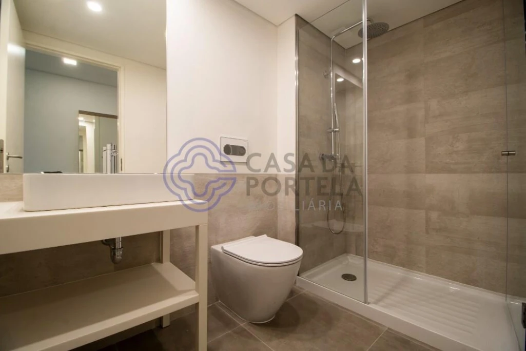Apartamento T1 para Venda em Santa Marinha e São Pedro da Afurada Foto 11