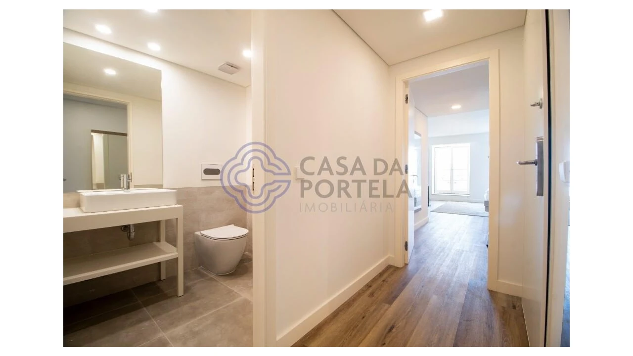 Apartamento T1 para Venda em Santa Marinha e São Pedro da Afurada Foto 3