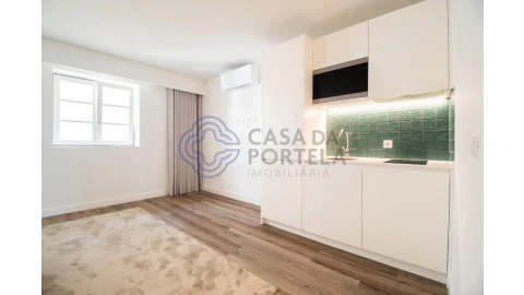 Apartamento T1 para Venda em Santa Marinha e São Pedro da Afurada