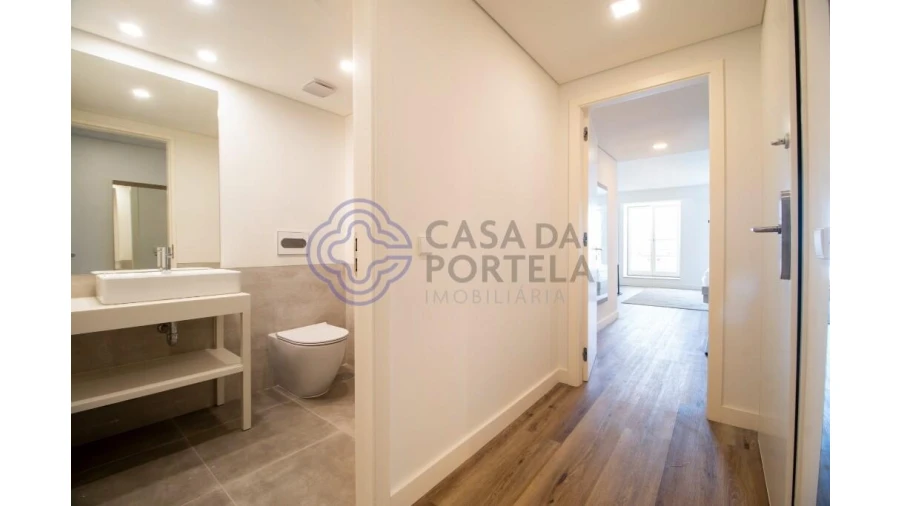 Apartamento T1 para Venda em Santa Marinha e São Pedro da Afurada Foto 3