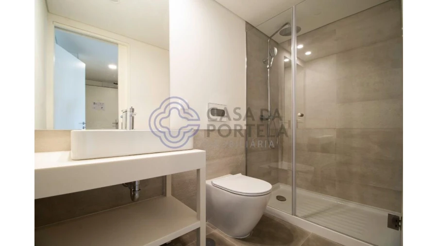 Apartamento T1 para Venda em Santa Marinha e São Pedro da Afurada Foto 4