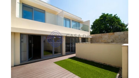 Apartamento T2 para Venda em Santa Marinha e São Pedro da Afurada