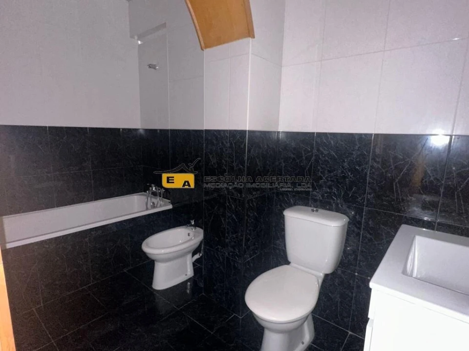 Apartamento T3 para Venda em Paranhos Foto 11