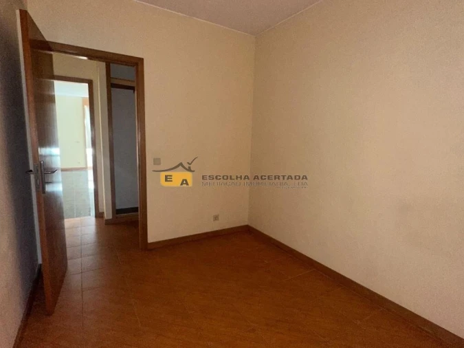 Apartamento T3 para Venda em Paranhos Foto 16