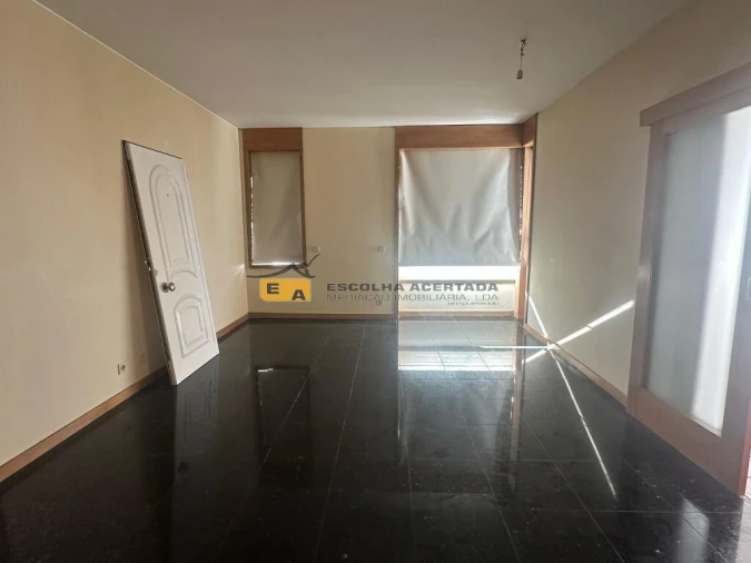 Apartamento T3 para Venda em Paranhos Foto 6