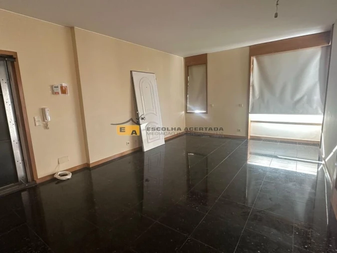 Apartamento T3 para Venda em Paranhos Foto 10
