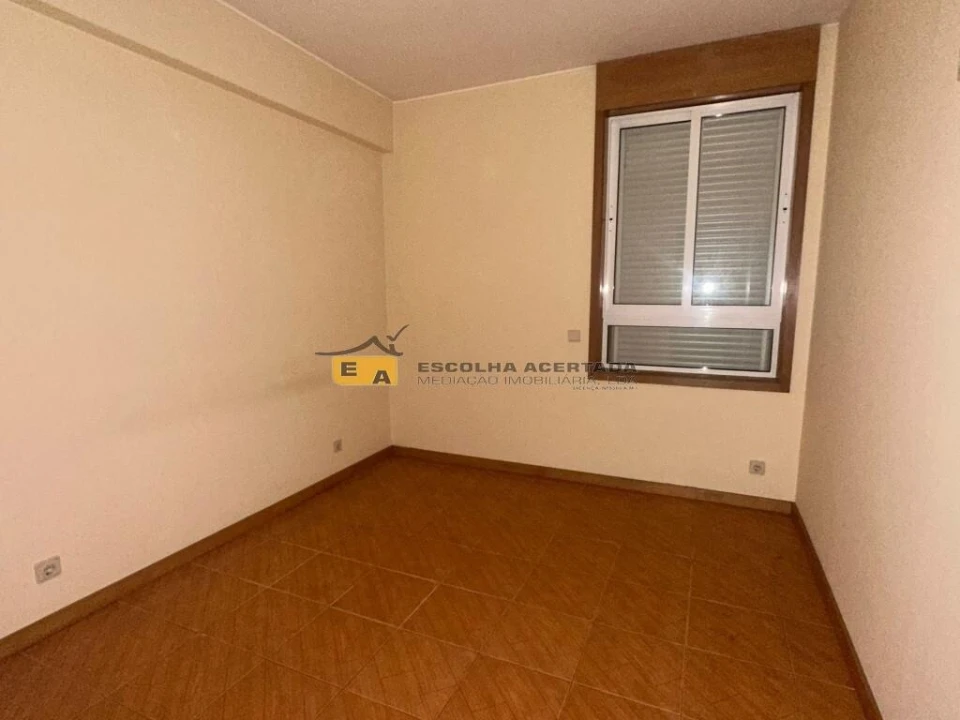 Apartamento T3 para Venda em Paranhos Foto 13
