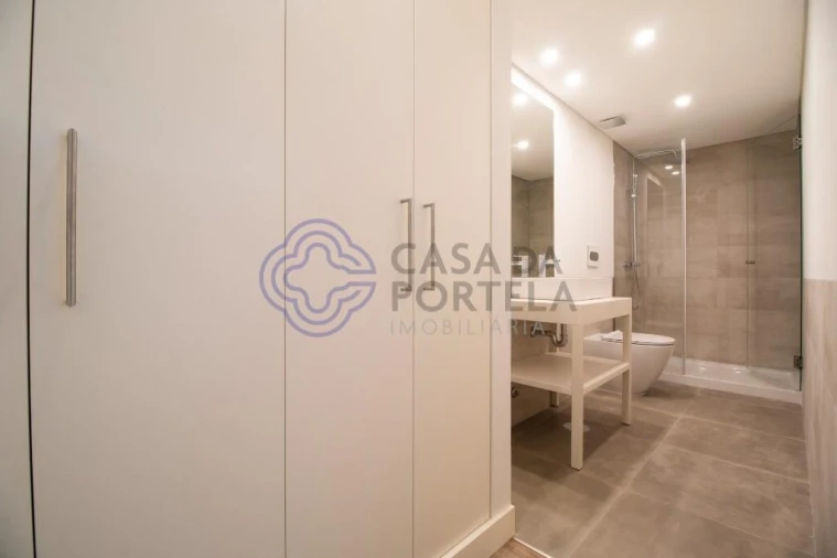 Apartamento para Venda em Santa Marinha e São Pedro da Afurada Foto 10