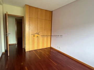 Apartamento T4 para Venda em Custóias, Leça do Balio e Guifões