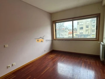 Apartamento T4 para Venda em Custóias, Leça do Balio e Guifões