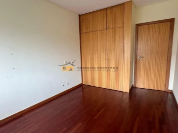 Apartamento T4 para Venda em Custóias, Leça do Balio e Guifões