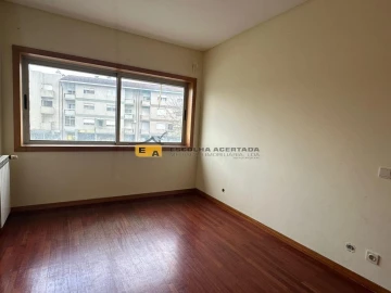 Apartamento T4 para Venda em Custóias, Leça do Balio e Guifões