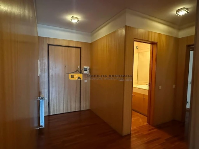 Apartamento T4 para Venda em Custóias, Leça do Balio e Guifões Foto 20