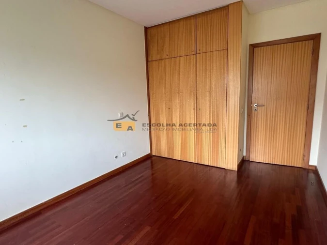 Apartamento T4 para Venda em Custóias, Leça do Balio e Guifões Foto 12