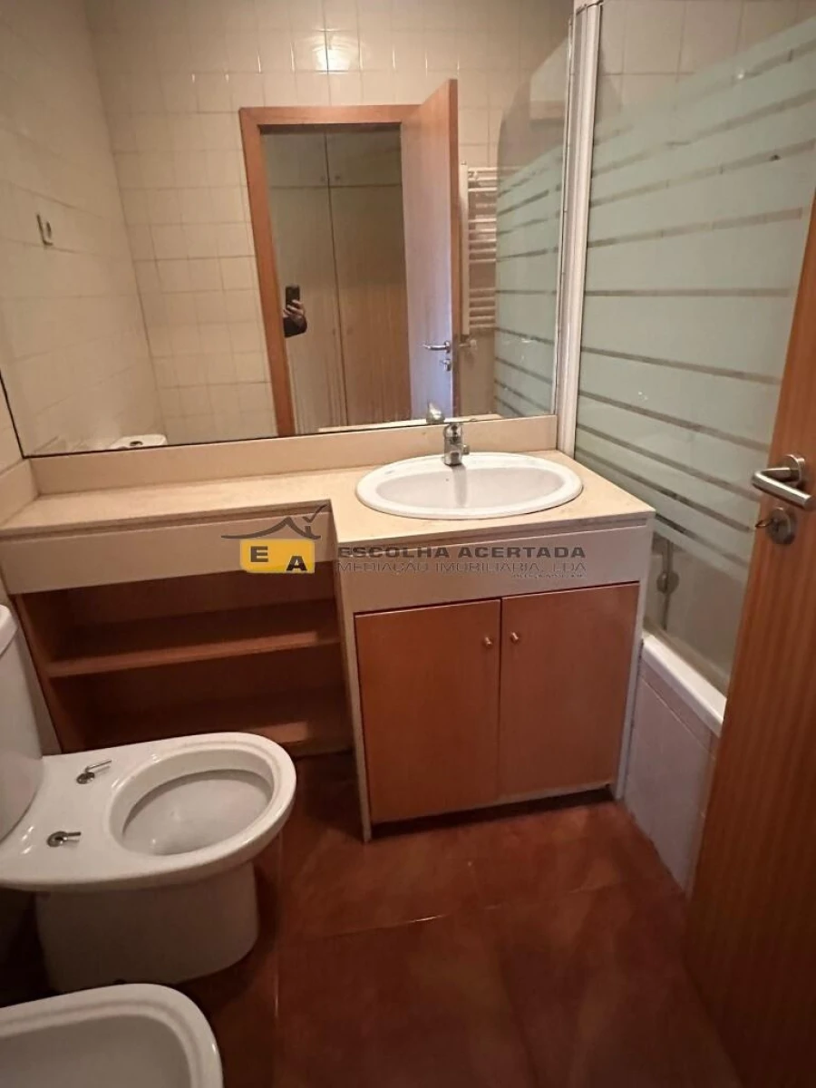 Apartamento T4 para Venda em Custóias, Leça do Balio e Guifões Foto 18