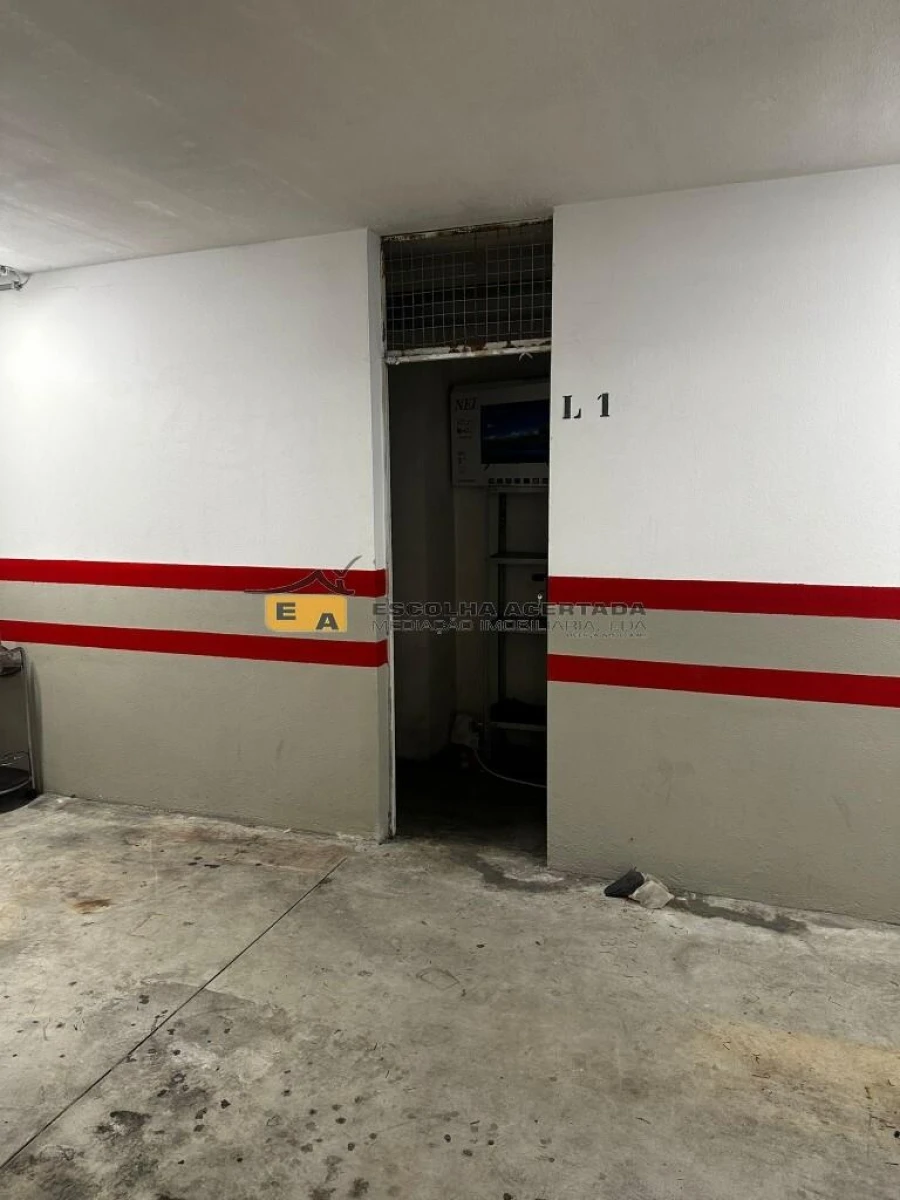 Apartamento T4 para Venda em Custóias, Leça do Balio e Guifões Foto 29