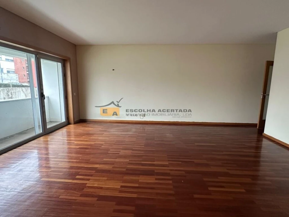 Apartamento T4 para Venda em Custóias, Leça do Balio e Guifões Foto 5