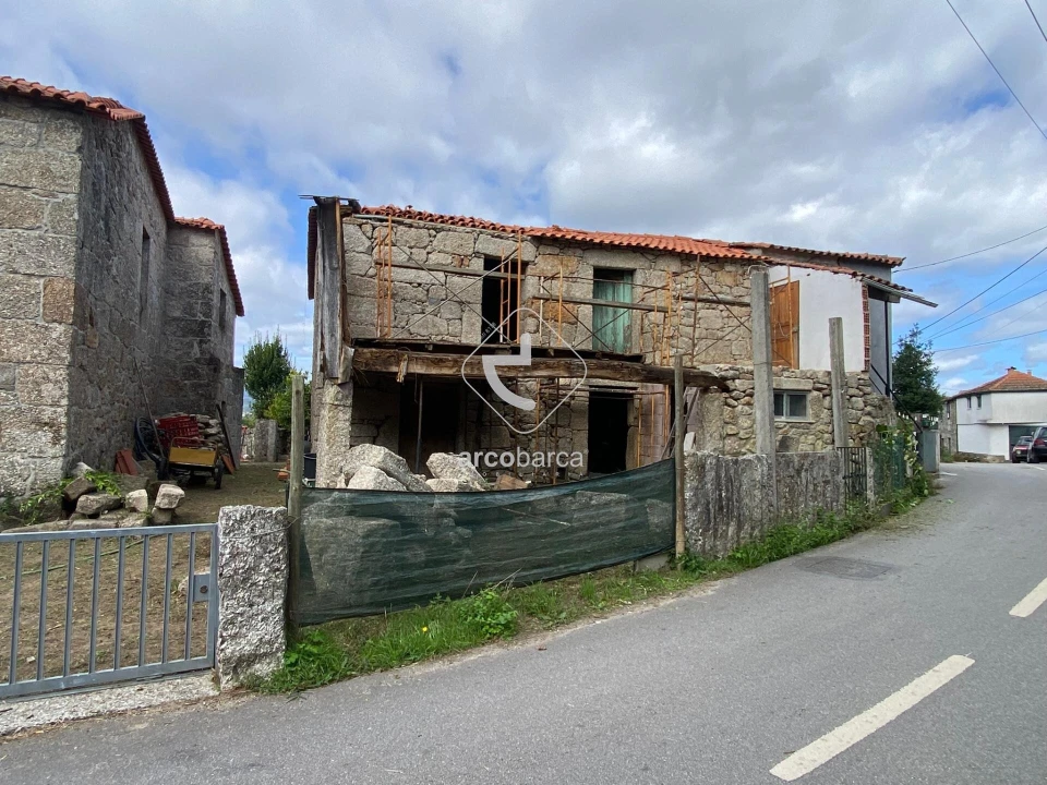 Moradia T5 para Venda em Ponte da Barca, V.N. Muía, Paço Vedro Magalhães Foto 4