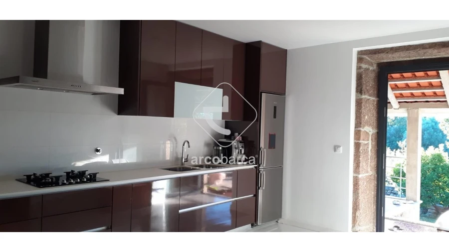 Moradia T5 para Venda em Ponte da Barca, V.N. Muía, Paço Vedro Magalhães Foto 44