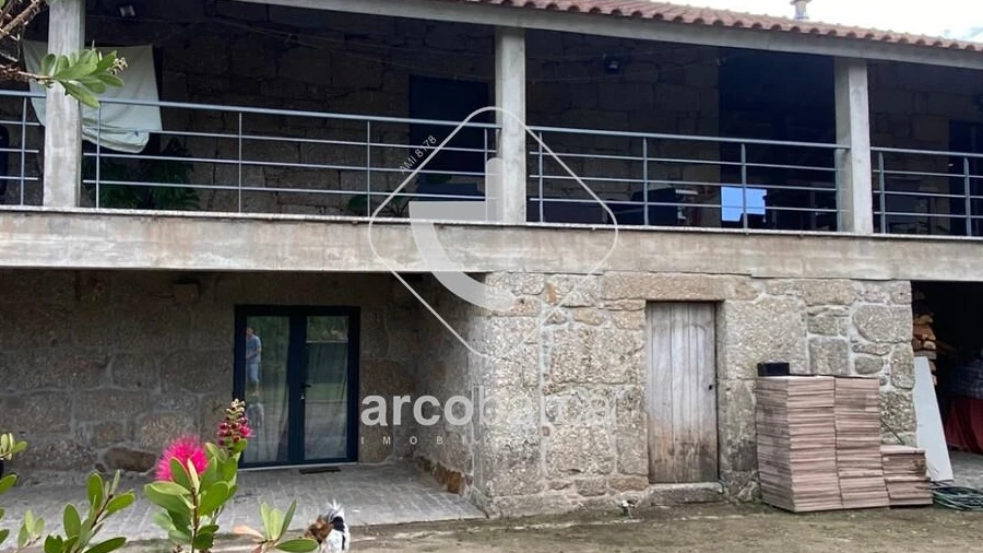 Moradia T5 para Venda em Ponte da Barca, V.N. Muía, Paço Vedro Magalhães