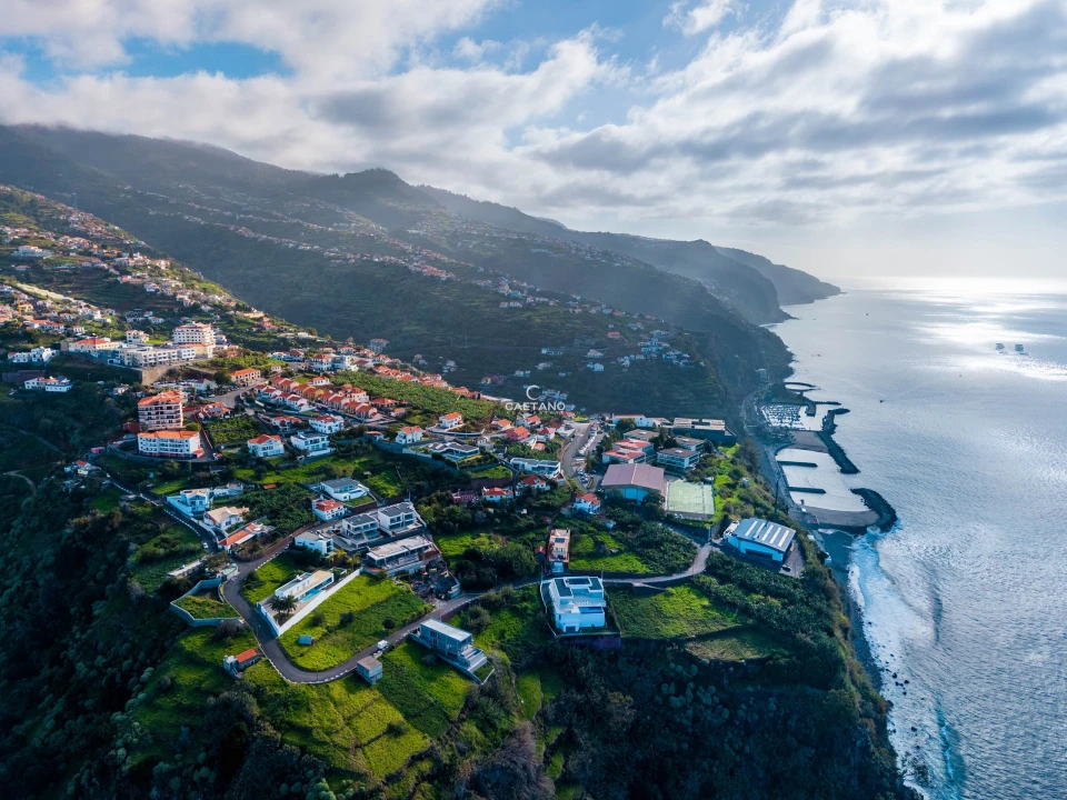 Moradia T3 para Venda em Calheta Foto 8