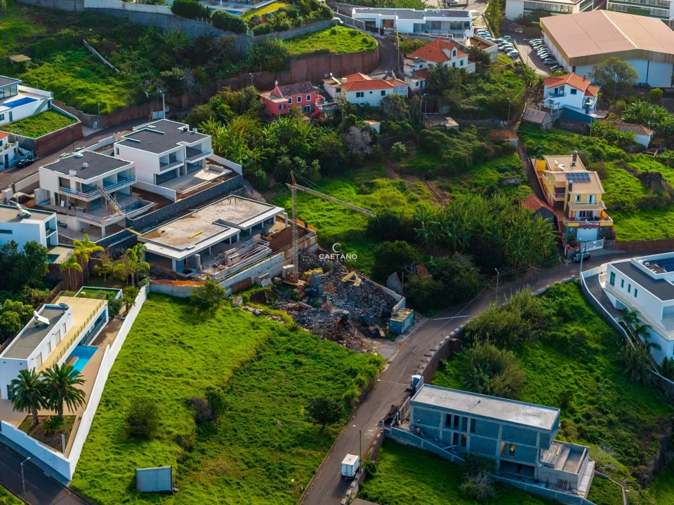 Moradia T3 para Venda em Calheta Foto 10